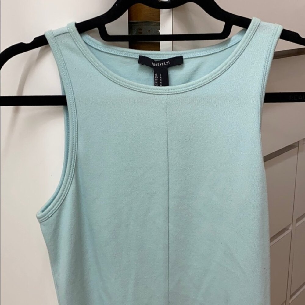 Dress NWT - Picture 2 of 3